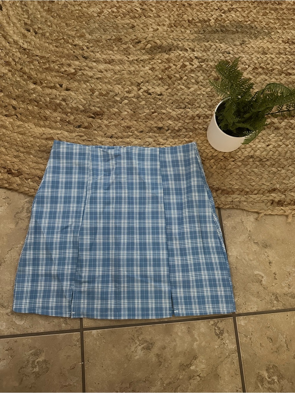 NWT PLAID MINI SKIRT